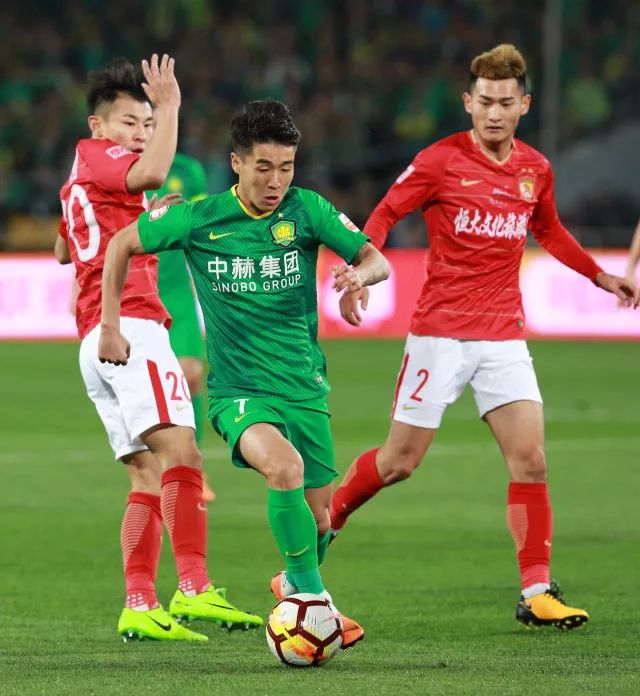 今晨体能课后，北京国安强势反弹备战全明星赛，更衣室稳定，训练强度明显提升的简单介绍